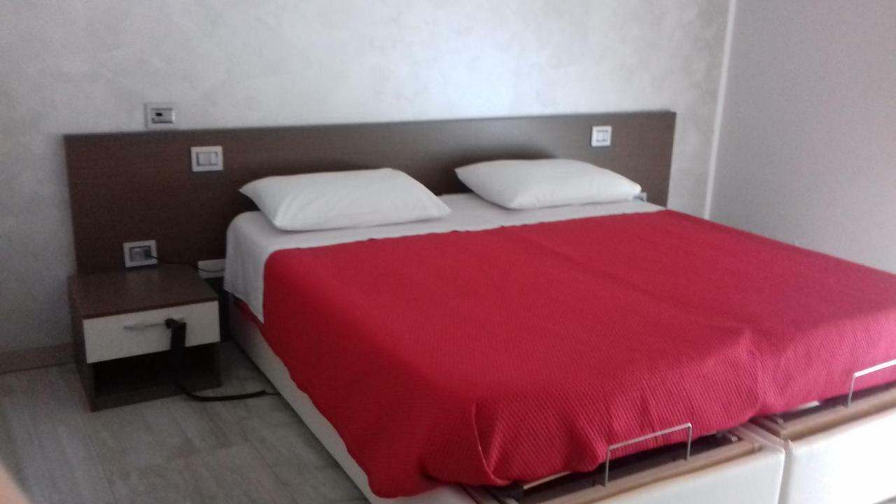 B&B Tre Passi Verona Luaran gambar